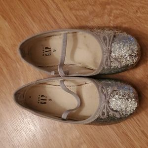 Gap silver glitter dress flat